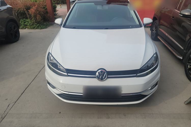 Used Volkswagen Golf 2020 Zhiai Edition 200TSI DSG Comfortable & Ambitious Version
