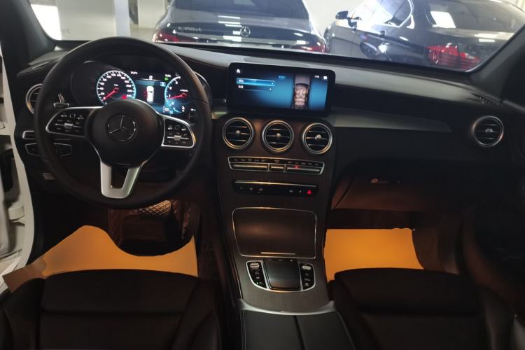 Used Mercedes-Benz GLC 2021 GLC 300 L 4MATIC Dynamic Model
