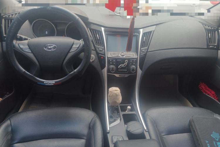 Used Hyundai Sonata 2014 2.4L Automatic Leading Edition China IV Standard