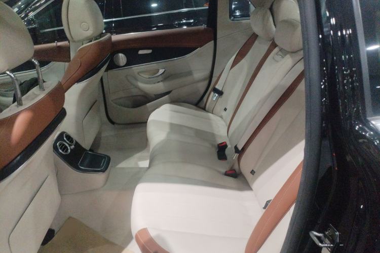 Used Mercedes-Benz E-Class 2022 Second Facelift E 300 L Fashion Edition Left Rear Seat