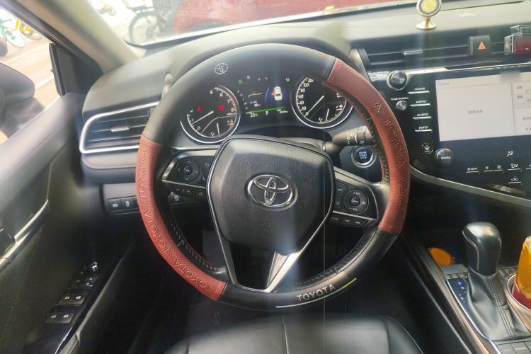 Used Toyota Camry 2019 2.5G Luxury Edition China VI Standard
