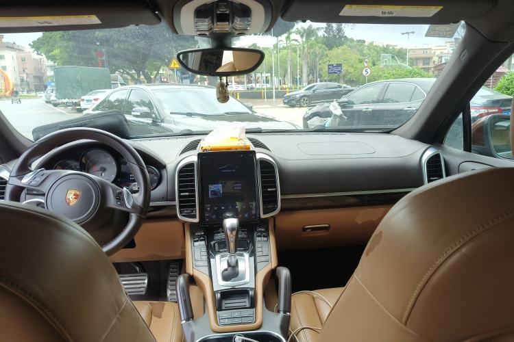 Used Porsche Cayenne 
