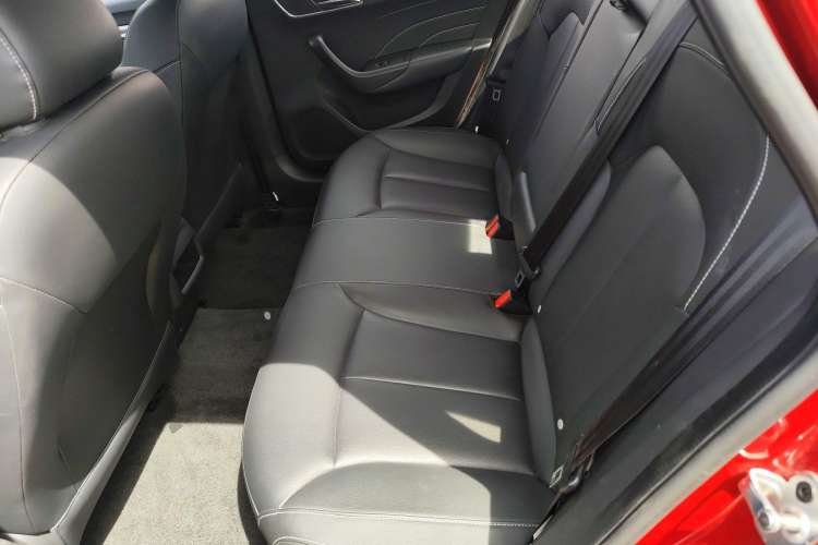 Used Roewe i6 2017 20T Manual Luxury Edition