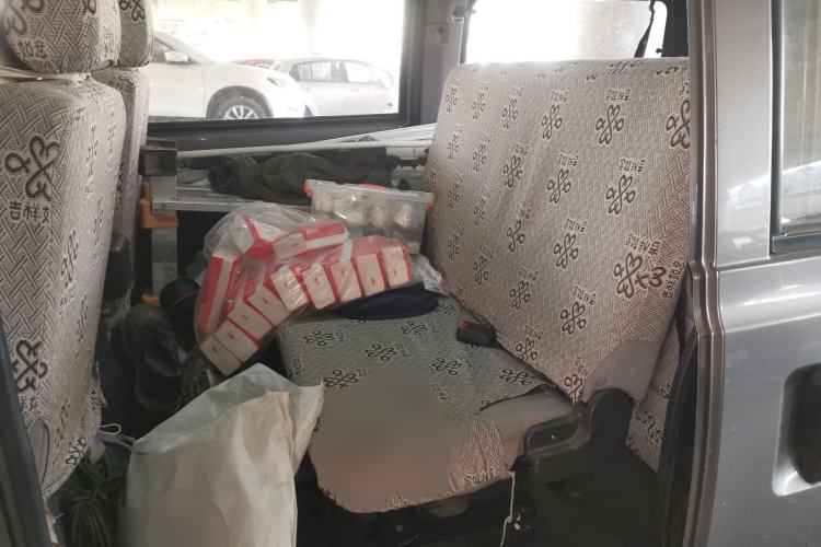 Used BAIC Weiwang 306 2011 1.3L base model 7 seats Left Rear Seat