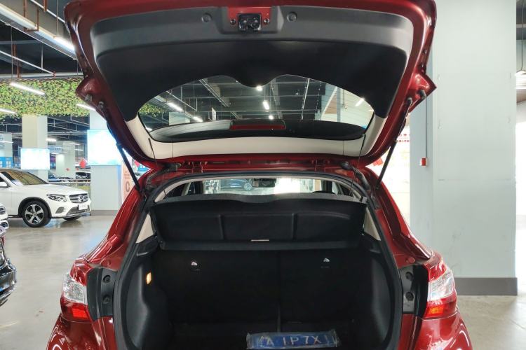 Used Nissan Tiida 2016 1.6L CVT Smart Drive Edition Trunk