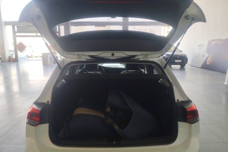 Used Volkswagen Golf 2023 Facelift 280TSI DSG Pro
