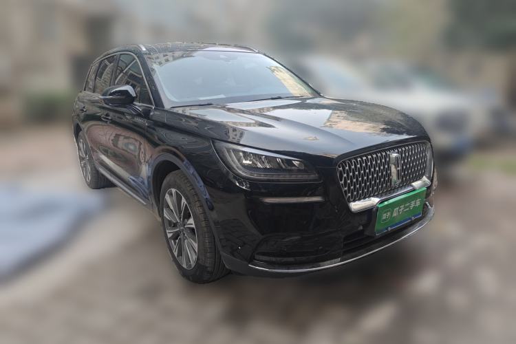 Used Lincoln Corsair 2022 Revised Version 2.0T Two-Wheel Drive Luxury Edition Front Right 45 Deg