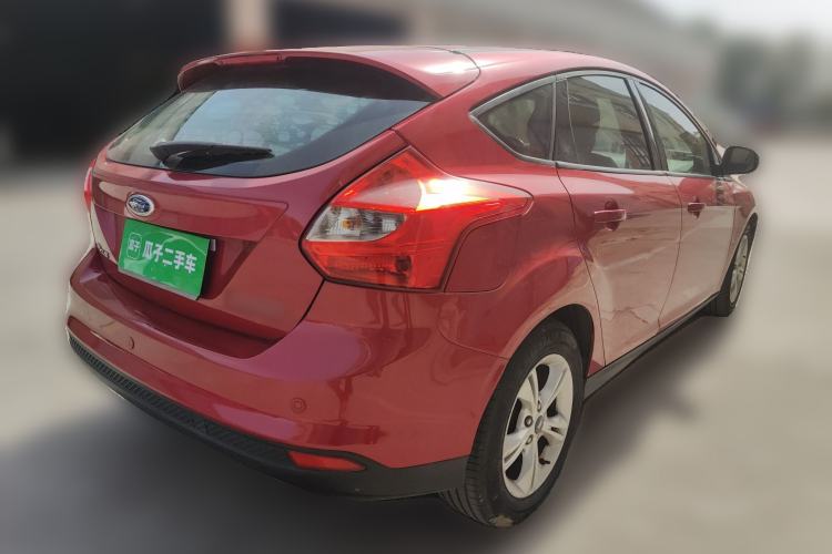 Used Ford Focus 2012 Hatchback 1.6L Manual Fashion Edition
