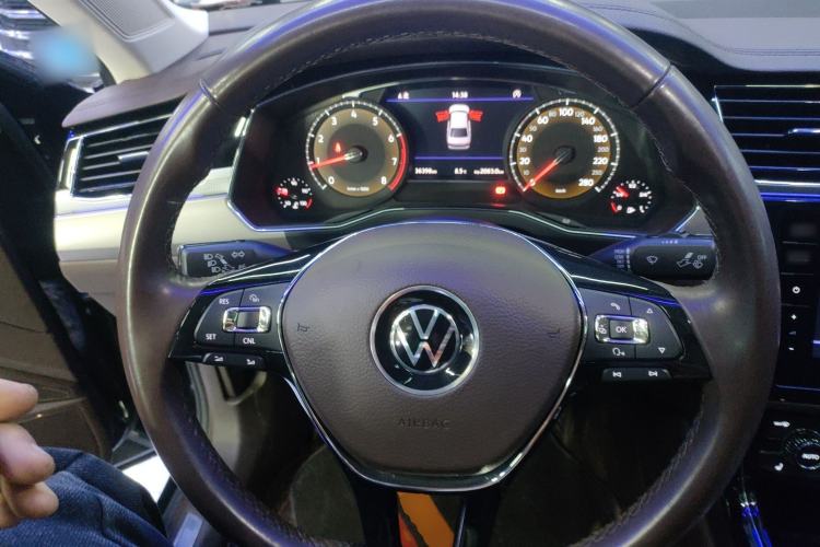 Used Volkswagen Phideon 2021 380TSI Luxury Edition