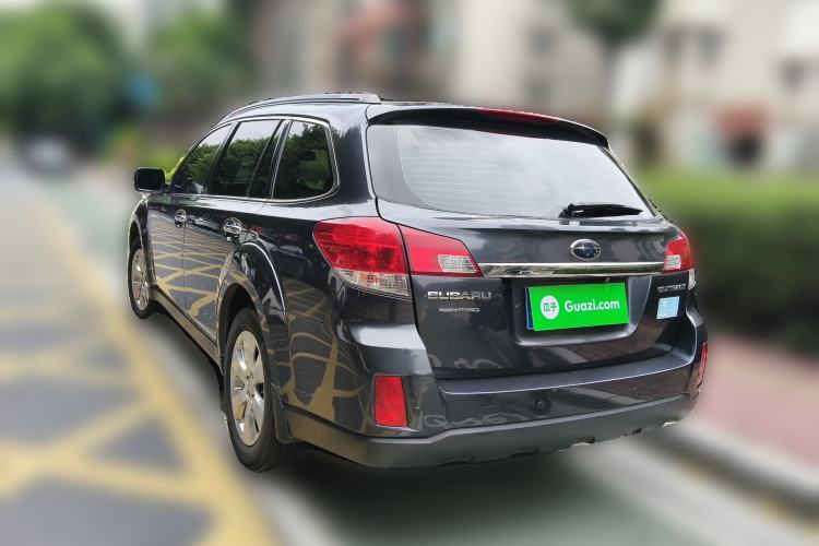 Used Subaru Outback 2010 2.5i Luxury Edition Rear Left 45 Deg