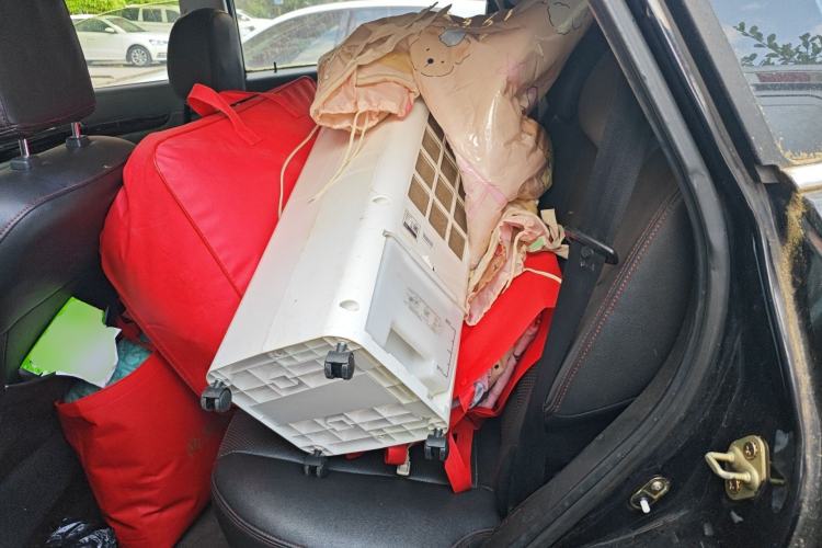 Used Leopaard CS10 2015 2.0T Manual Excellence Edition Left Rear Seat