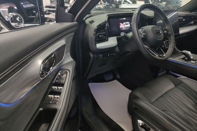 Used GAC Trumpchi GS8 2022 Dual-Engine Series 2.0TM Two-Wheel Drive Prestige Edition (7 Seats) Left Front Seat