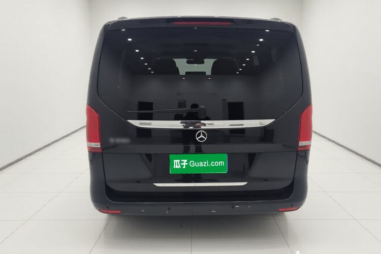 Used Mercedes-Benz V-Class 2018 V 260 Avantgarde Edition China VI