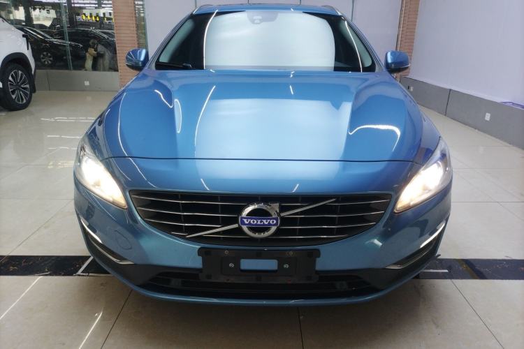 Used Volvo V60 2017 T5 Zhiya Edition China V Standard