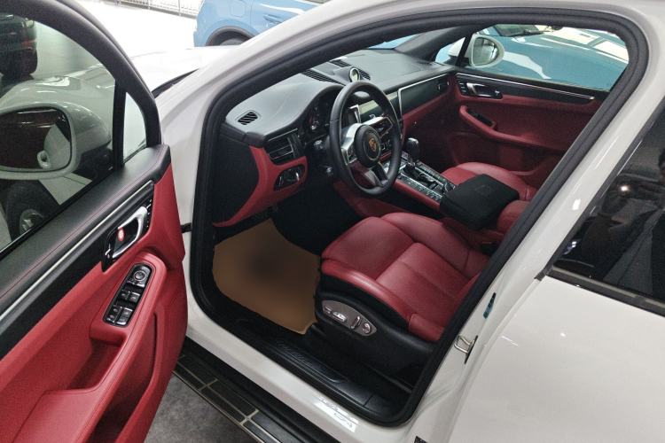 Used Porsche Macan 2021 Macan 2.0T
