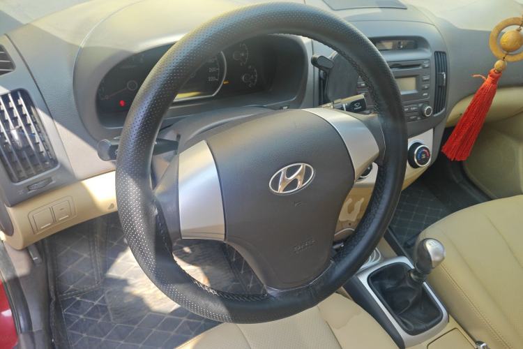 Used Hyundai Celesta 2010 1.6L MT GLS Steering Wheel