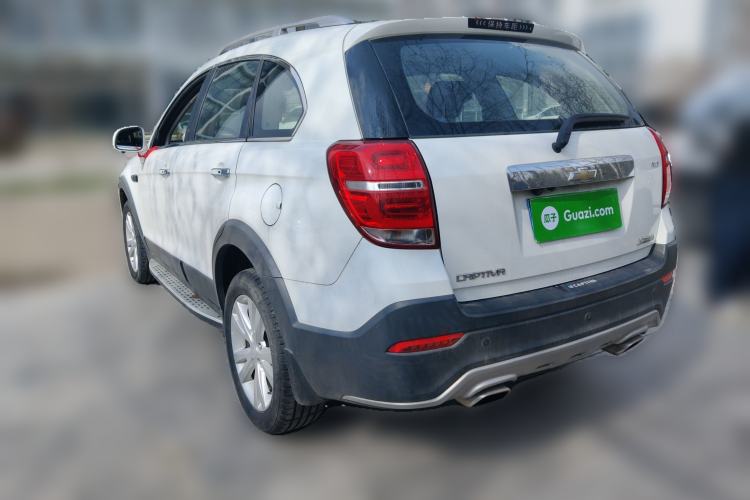 Used Chevrolet Captiva 2015 2.4L 4x4 Flagship Edition 7-Seater Rear Left 45 Deg