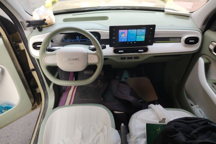 Used Geely Galaxy Panda 2025 210km Panda Rider Center Console