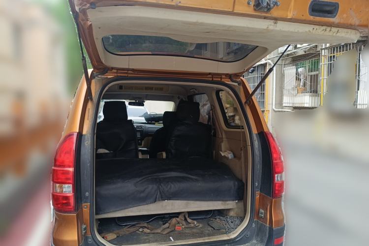 Used Dongfeng Fengon 360 2015 1.5L Manual Comfort 7-Seater China IV Standard Trunk