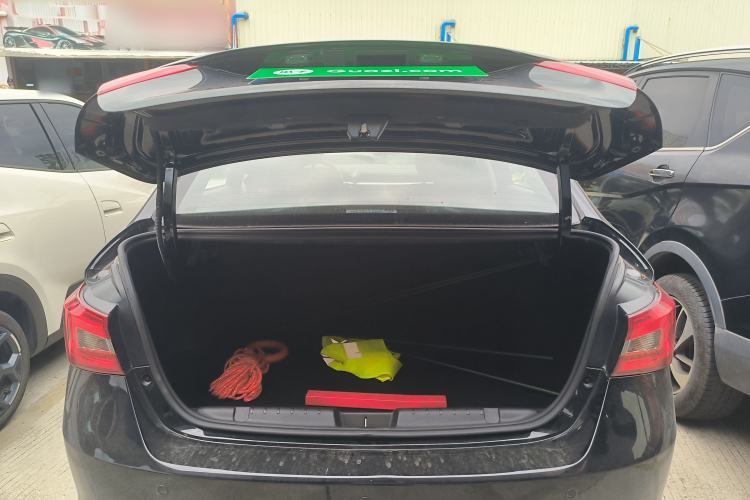 Used Chery Arrizo 5 2024 Edition People's Benefit Version 1.5L CVT Fashion Model Trunk