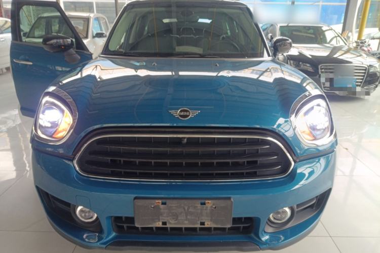 Used MINI Countryman 2019 1.5T COOPER ALL4 Classic Weekend Travel Edition Front