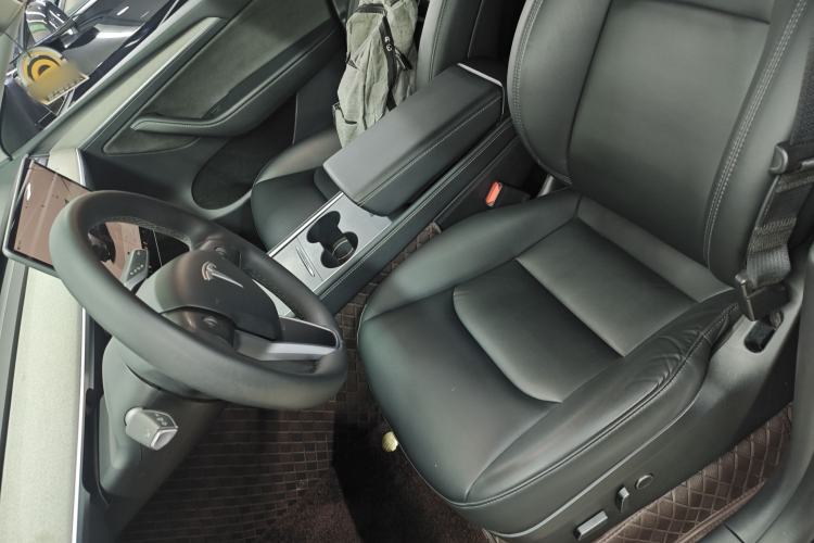 Used Tesla Model Y 2024 Rear-Wheel-Drive Version