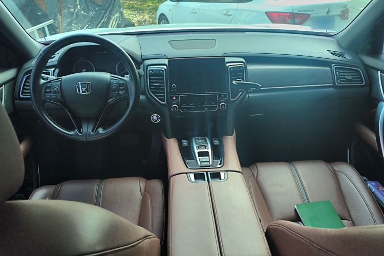 Used Honda UR-V 2020 370TURBO Two-Wheel Drive Luxury Edition
