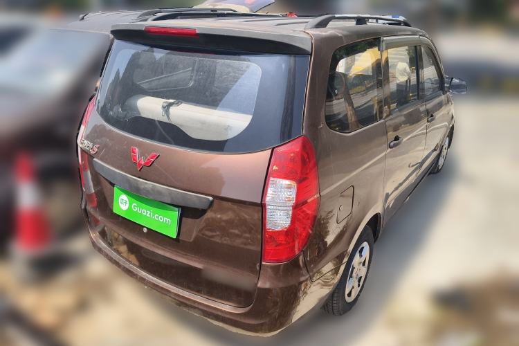 Used Wuling Hongguang 2015 1.5L S Basic Version China V Standard Rear Right 45 Deg