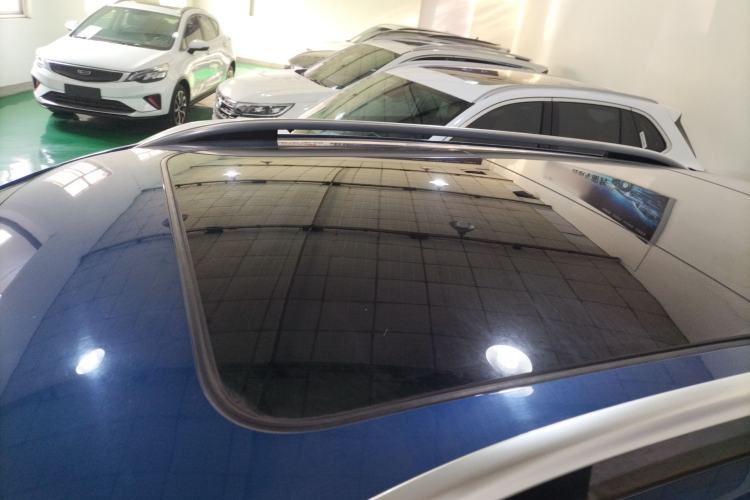 Used Haval H6 Coupe 2017 Red-Label 2.0T Automatic Two-Wheel Drive Urban Model