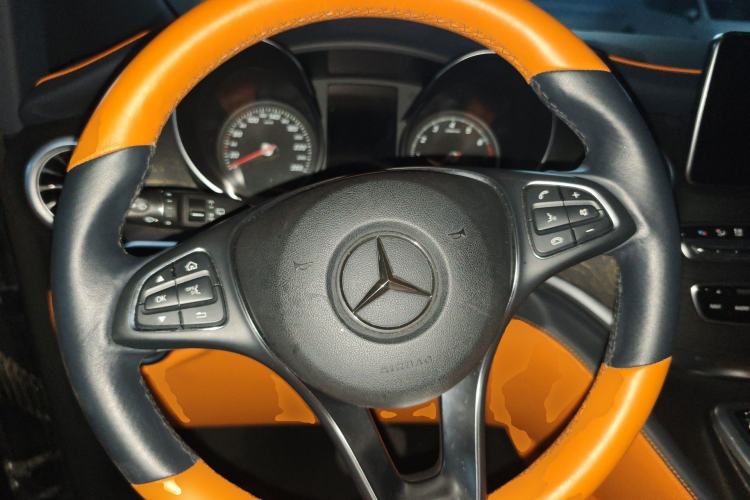 Used Mercedes-Benz V-Class 2018 V 260 Avantgarde Edition China V Steering Wheel