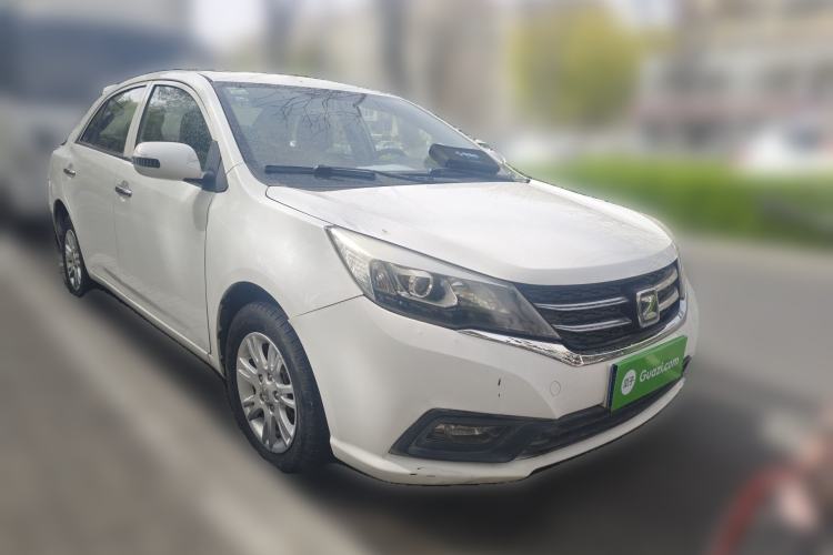 Used Zotye Z300 2016 New Vision 1.5L Manual Entry-Level Model with Sunroof Front Right 45 Deg