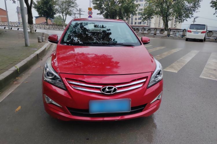Used Hyundai Verna (older generation) 2014 1.4L Manual Top-Tier Model TOP

