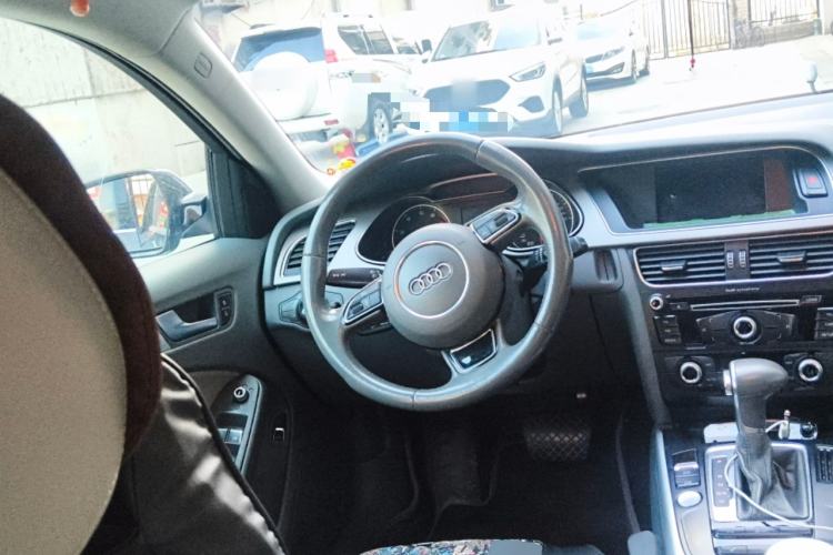 Used Audi A4L 2016 35 TFSI Collector's Edition Automatic Standard Model Steering Wheel