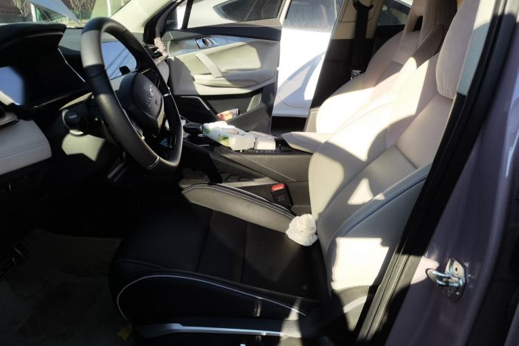 Used Lynk & Co 06 2021 1.5T Shero Pink Special Edition