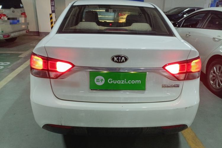 Used Kia Forte 2014 1.6L MT GL