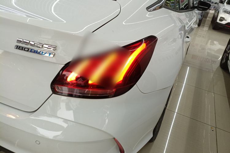 Used MG 5 2021 Revised Version 180 DVVT CVT Youth Luxury Edition
