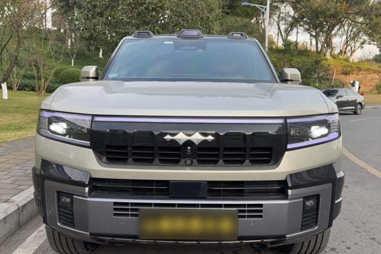 Used Formula Leopard Leopard 8 2025 Smart & Brave Flagship Edition 7 Seats