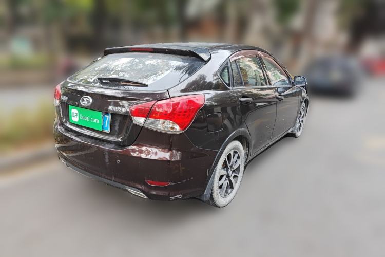 Used Soueast V6 Lingshi 2013 1.5L Manual - Women's Edition
