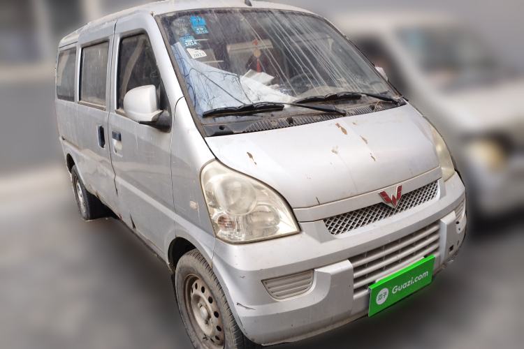 Used Wuling Rongguang 2014 1.2L S Base Model

