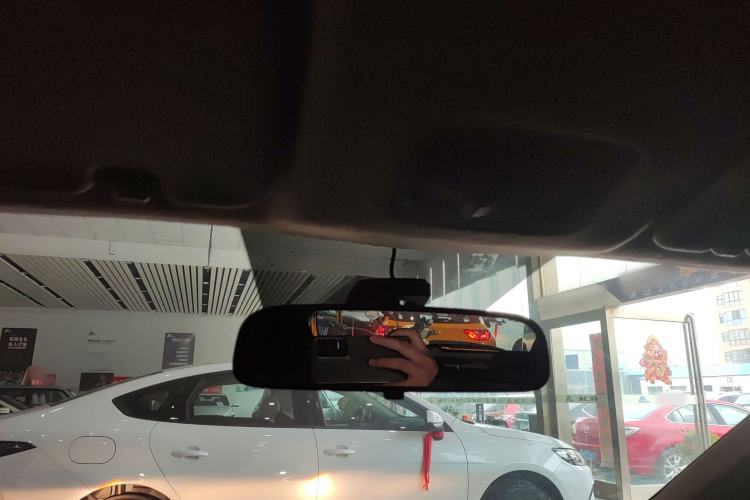 Used Kia kx1 Stonic 2019 1.4L Automatic Fun Edition China VI Headliner