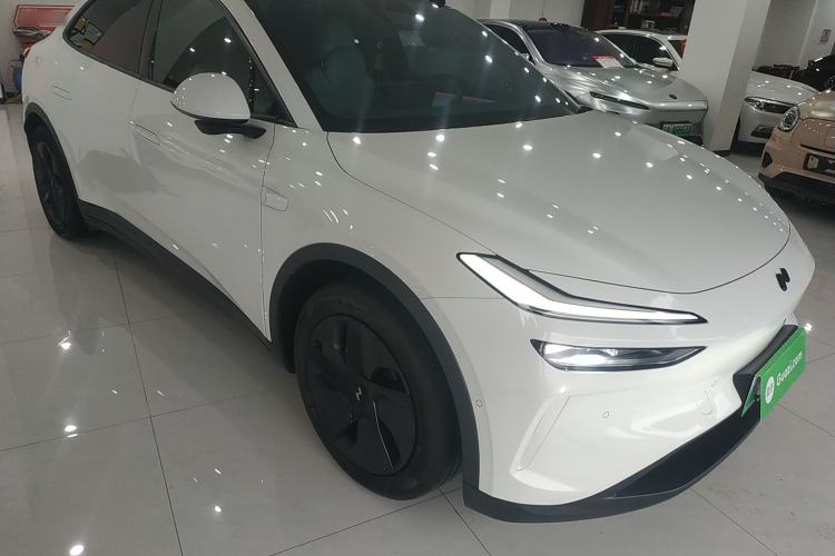 Used ONVO L60 2024 60 kWh Rear-Drive Version
