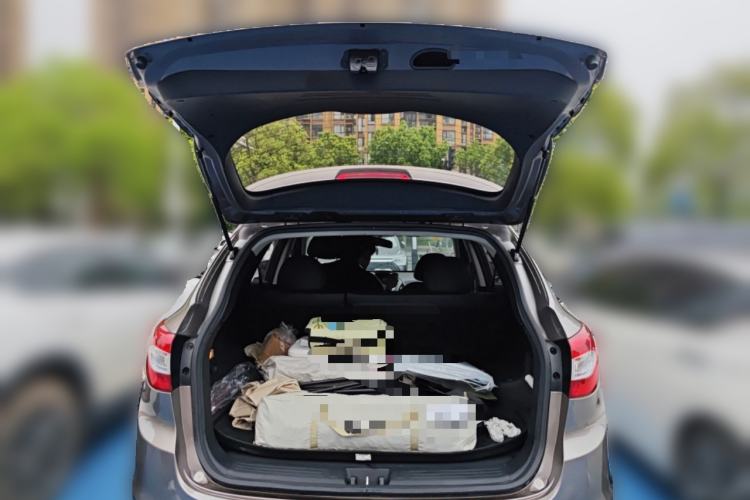 Used Hyundai ix35 2013 2.0L Automatic Two-Wheel Drive Smart GLS China IV Standard Trunk