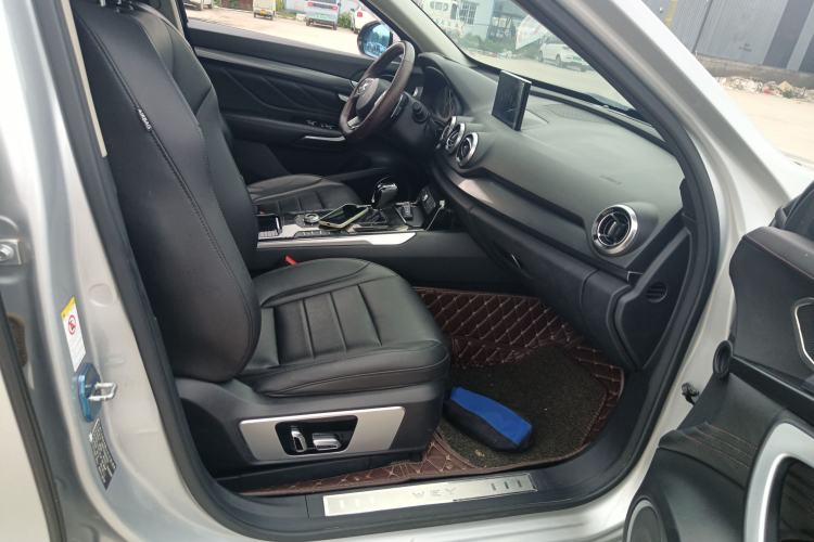 Used Wey VV7 2017 2.0T Ultra-Luxury Version Right Front Seat
