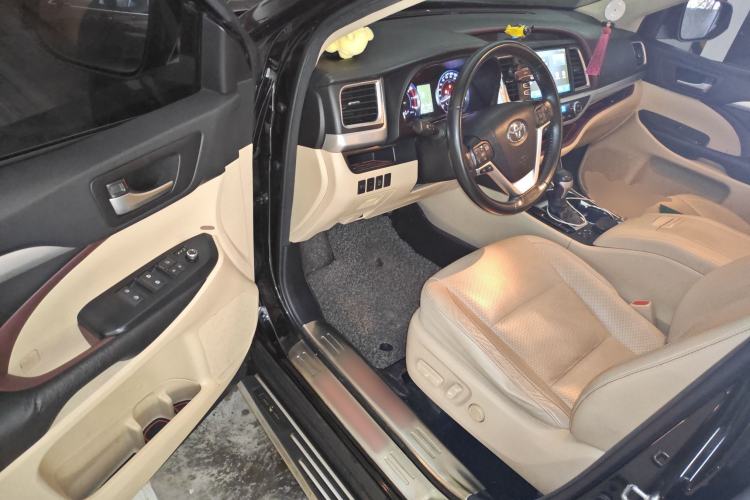 Used Toyota Highlander 2015 2.0T Four-Wheel Drive Luxury Edition 7-Seater
