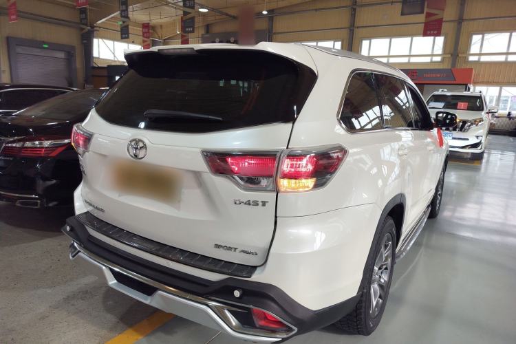 Used Toyota Highlander 2017 2.0T Four-Wheel Drive Luxury Edition 7 Seats