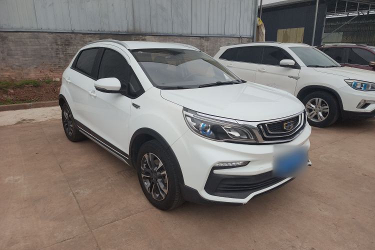 Used Geely Auto Vision X3 2019 Upgraded Model 1.5L Manual Elite Version Front Right 45 Deg