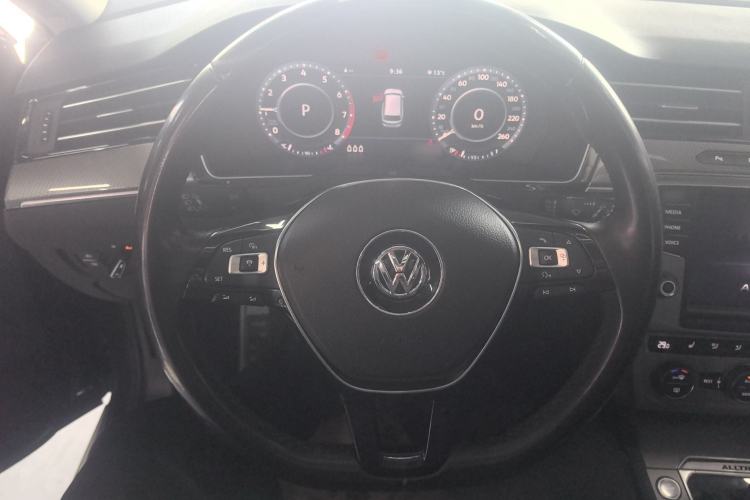 Used Volkswagen Variant 2017 380TSI Four-Wheel Drive Longitudinal Version
