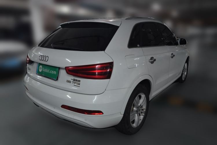 Used Audi Q3 2015 35 TFSI quattro Technology Edition Rear Right 45 Deg