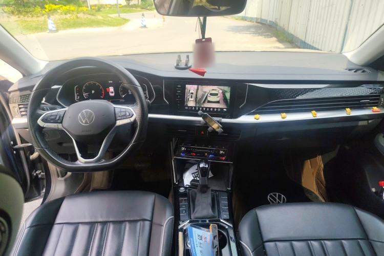 Used Volkswagen Passat 2022 330TSI Starry Elite Edition Center Console