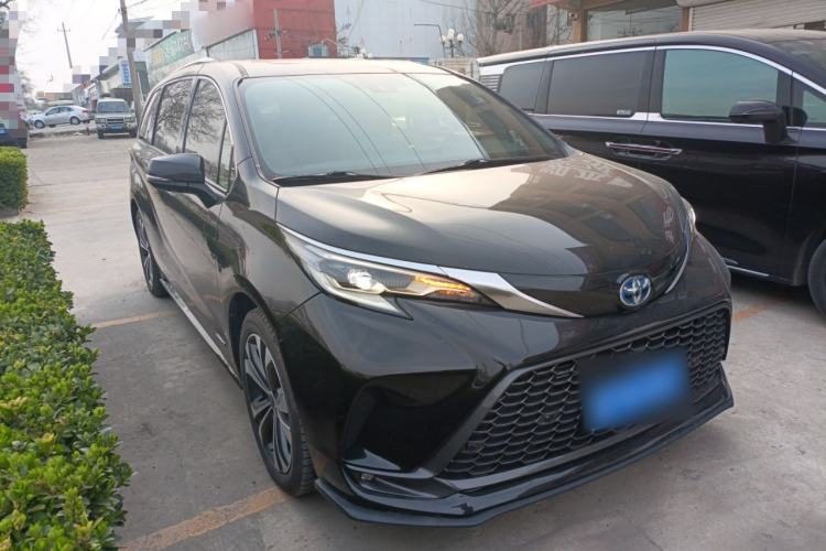 Used Toyota Granvia 2022 2.5L Hybrid Prestige Edition